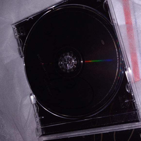 2 Celine Dion cds - Picture 4 of 6